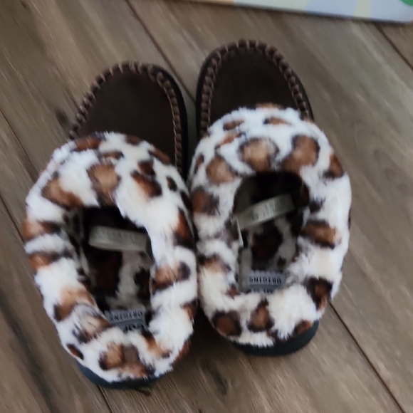 Earth Origins Womens Brown Suede Fleece Lined Cheetah Bootie Slippers Size 7 NEW - Picture 5 of 6